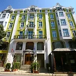 Хотел гранд лондон