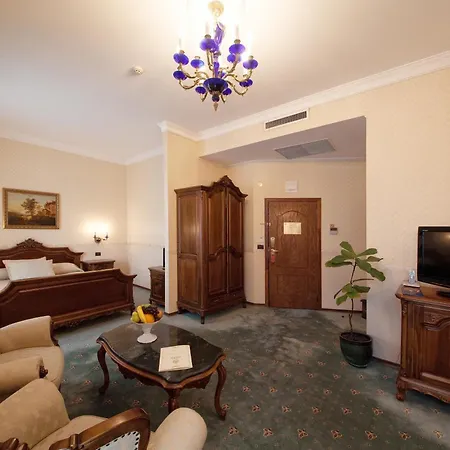 Szálloda Grand London 5*
