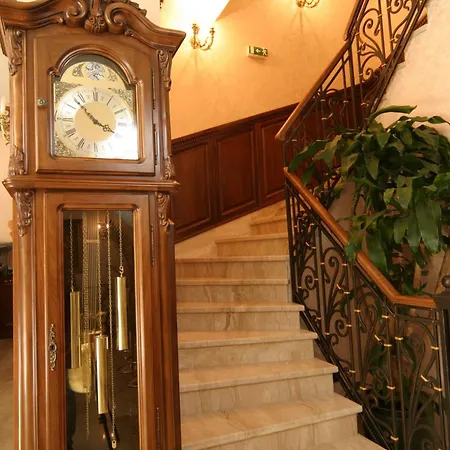 гранд лондон Варна