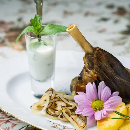 Grand London Szálloda 5*