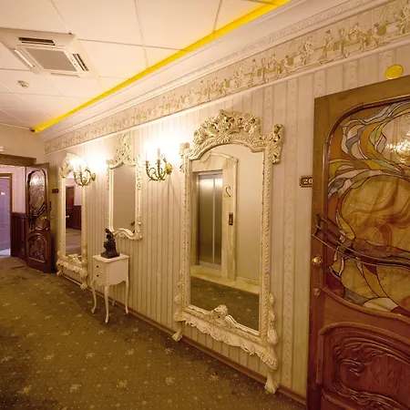 Szálloda Grand London Várna