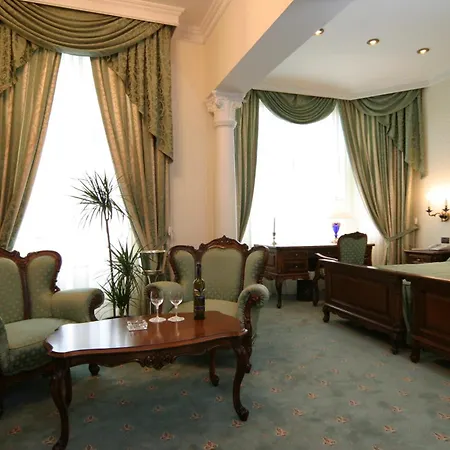 Szálloda Grand London 5*