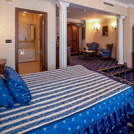 Готель Grand London 5*