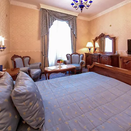 Grand London 5*