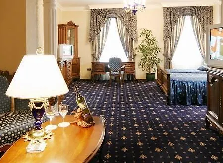 Grand London