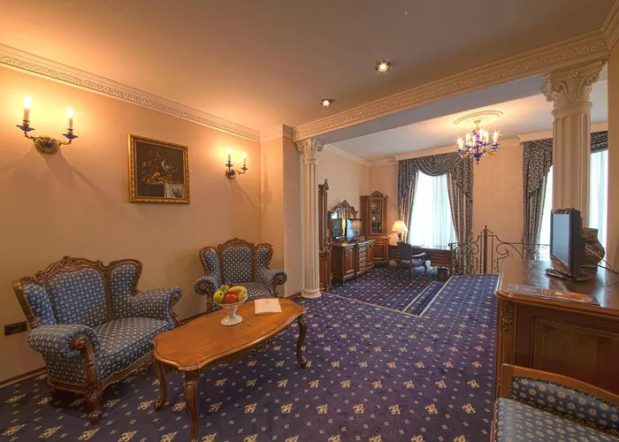 그랜드 런던 호텔 5*