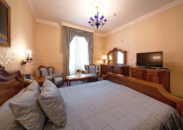 그랜드 런던 호텔 5*