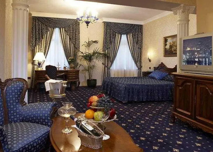 Otel Grand London 5*